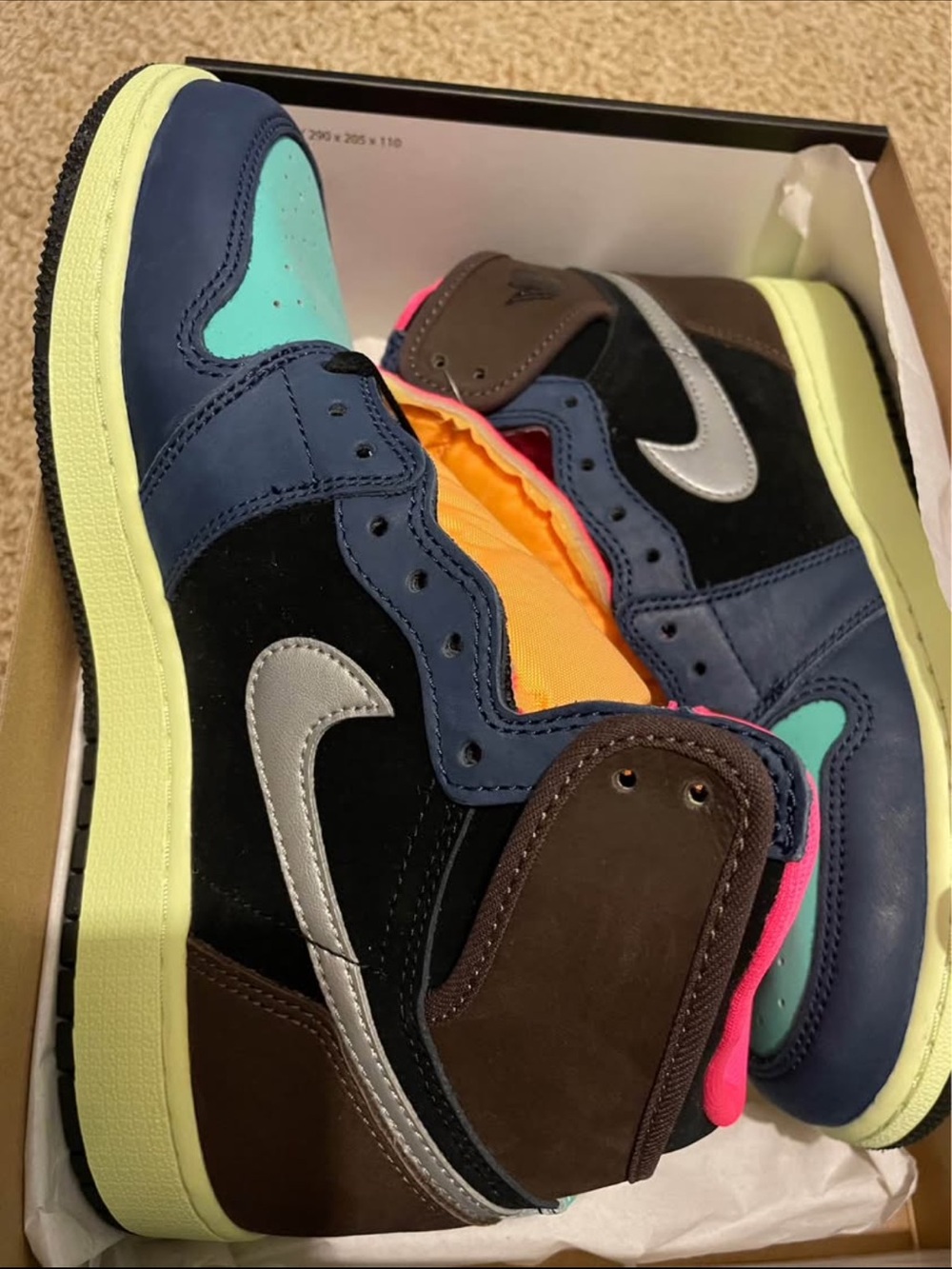 Jordan 1 Retro High Tokyo Bio Hack - Picture 5 of 7